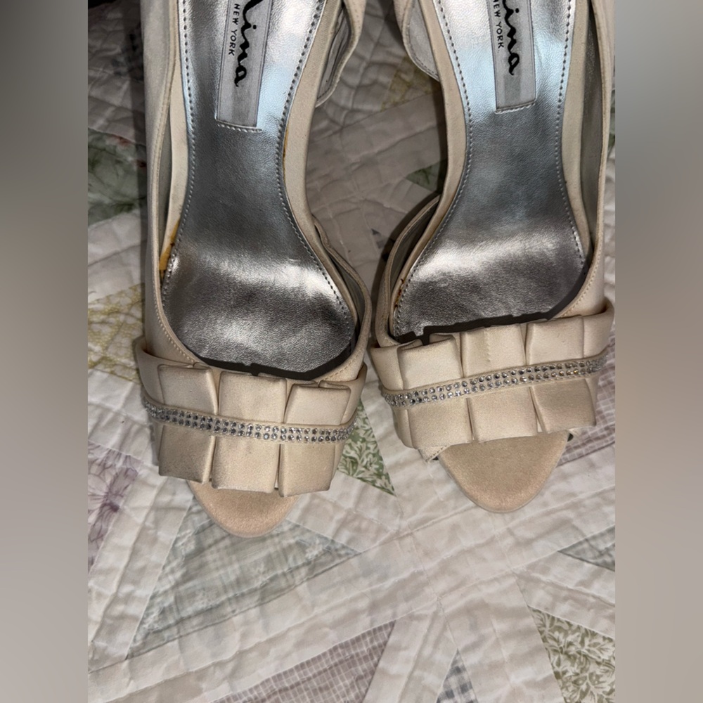 Nina New York Ivory Satin Rhinestone Bow Heels – Bridal Wedding Prom – Dyeable - Picture 6 of 9